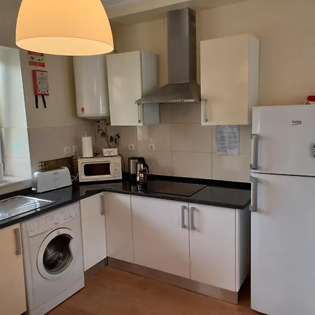 Villasferrel - Flowerpot House * Ferrel (Leiria)